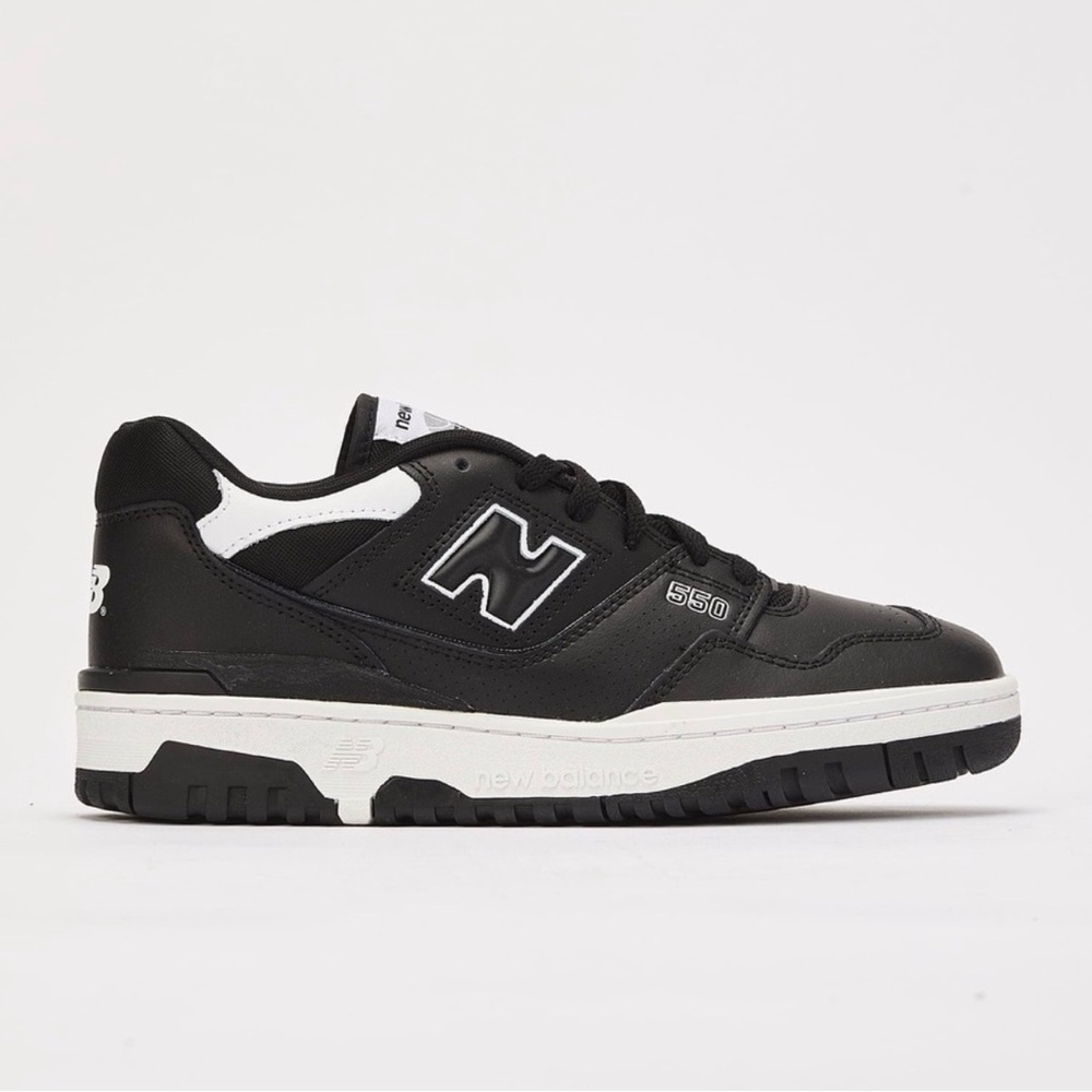 New Balance 550 BB550SVI Black White Mens Size 9 Sneakers ••• New In Box• - Picture 5 of 8